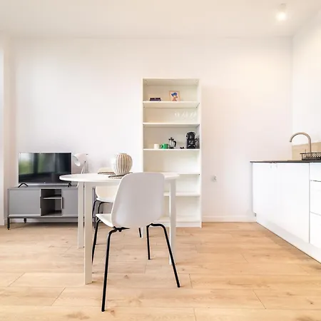 Bierutowska 57b By Homeprime Apartment Wroclaw