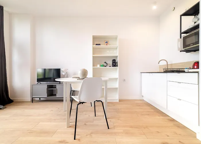 Bierutowska 57b By Homeprime Appartement Wrocław